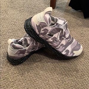 Never Worn Men’s Reebok Shoes